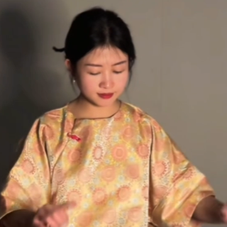 张丽娟   正在直播...